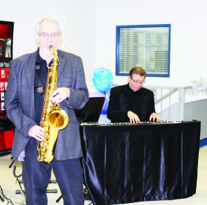 Ken Meyer of Alliston and Valleywood area resident Howard Lopez provided much of the music at WinterFest. Photos by Bill Rea 