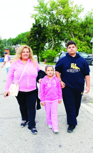 The local Kinsmen Club hosted their annual Bolton run. Anna Commisso and her children Eliana and Luca took part. Photo by Angela Gismondi