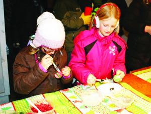 There was the chance to get creative, making ornaments for the season. Ellie and Risa Van Lenthe were working on their crafts.