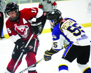 The Minor Bantam AE Hawks kept their Tri-County hopes alive with a 3-1 win over the Brampton 45's Monday.