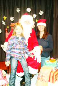 It was also a chance for some of the younger folks to spend some time with Santa Claus. Grade 2 student Peter Szumski was accompanied by his mother Agata.