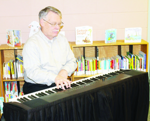 Donald Guinn of Toronto provided the music at the event.